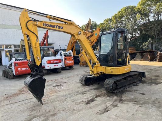 Escavatore Komatsu PC50 di seconda mano con buone prestazioni e peso di 5000 kg