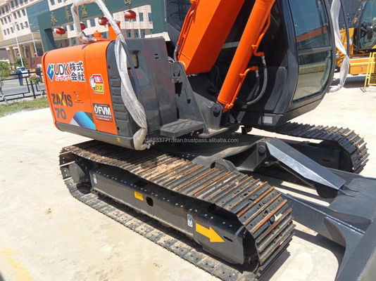 Escavatore usato Hitachi ZX70 con valvola idraulica originale e 0-2000 ore di lavoro