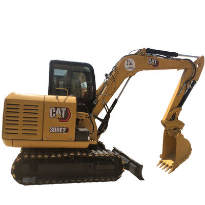 Macchina per scavare terra con cilindro idraulico originale CAT 306 di seconda mano