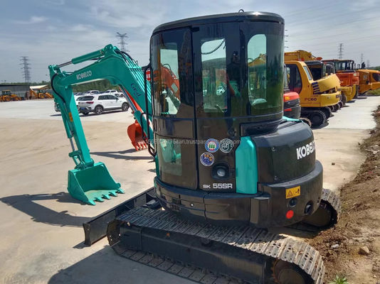 Escavatori usati Kobelco SK55SR con pompa idraulica originale e tempi di lavoro ridotti