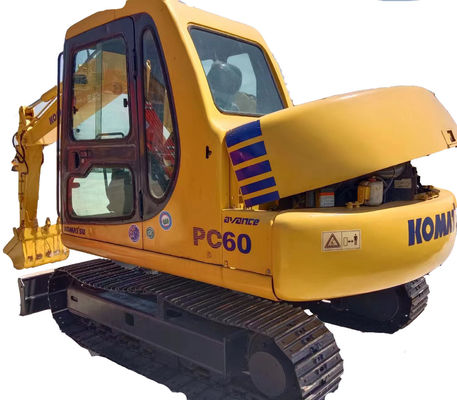 Usato Komatsu PC60 mini escavatore idraulico da 6 tonnellate in ottime condizioni dal Giappone