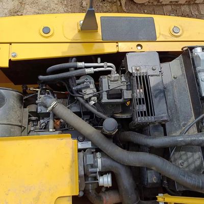 13ton Komatsu PC130 escavatore con valvola idraulica originale per le vostre esigenze