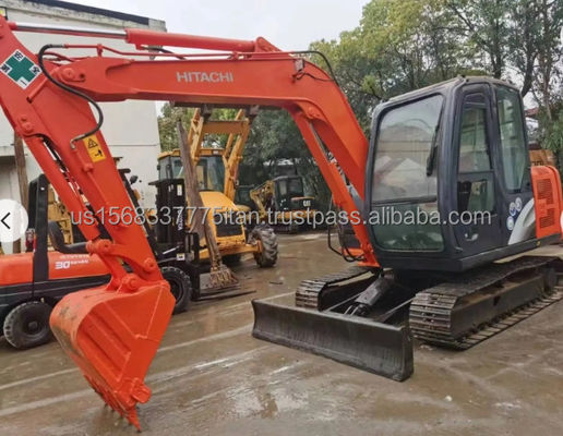 Escavatore usato Hitachi ZX60 con valvola idraulica originale e 7000 kg di peso della macchina