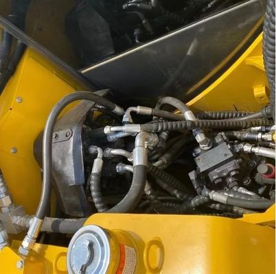Escavatore Komatsu PC70 con cilindro idraulico originale e peso della macchina di 7000 KG