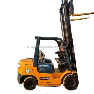 Toyota 7F30 carrello elevatore e macchina ragionevolmente utilizzata con forchetta lunghezza 1000 mm Peso KG 3000 kg