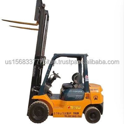 Toyota FD50 camion carrello elevatore con cilindro idraulico originale in Buone condizioni