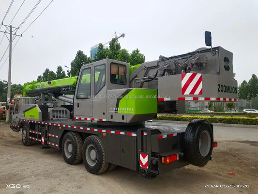 Performance eccellente utilizzato Zoomlion 30 tonnellate gru e pronto per 0-2000 ore di lavoro