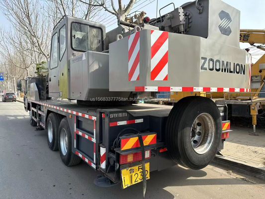 Performance eccellente utilizzato Zoomlion 25 tonnellate gru con e cilindro idraulico