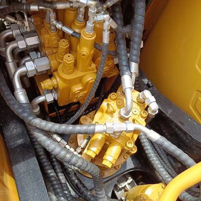 Sany SY135C Pro Crawler Excavator di seconda mano da 13,5 tonnellate con 0-2000 ore di lavoro