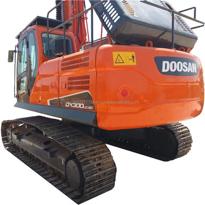 Doosan DX300 30Ton Used Excavator con 1.5M3 capacità di secchio in perfetta prestazione
