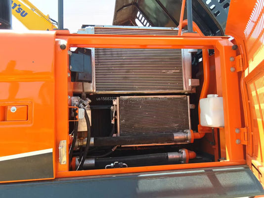 Escavatore usato Doosan DH300 con peso operativo di 30 tonnellate e valvola idraulica originale