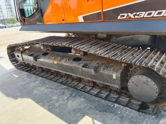Doosan DH300LC-7 Escavatore 115kw 30000 KG Peso della macchina Macchine pesanti usate coreane