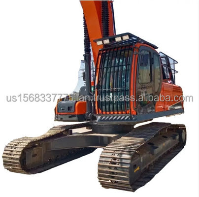 Escavatore Doosan DX300 con capacità di 1,5 m3 e peso di 30000 kg