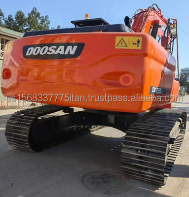 Doosan DX225 Escavatore da 25 tonnellate Macchine da costruzione usate con anni di esperienza