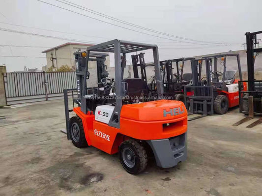 Potente carrello elevatore Heli K30 con macchine usate e opzioni elettriche diesel