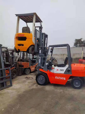 Potente carrello elevatore Heli K30 con macchine usate e opzioni elettriche diesel