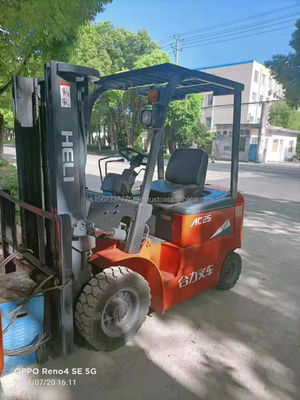 Forklift diesel utilizzato AC25 con ottime prestazioni e originale nel 2012