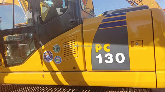 Escavatore Komatsu PC130 con pompa idraulica originale e buone prestazioni a Shanghai