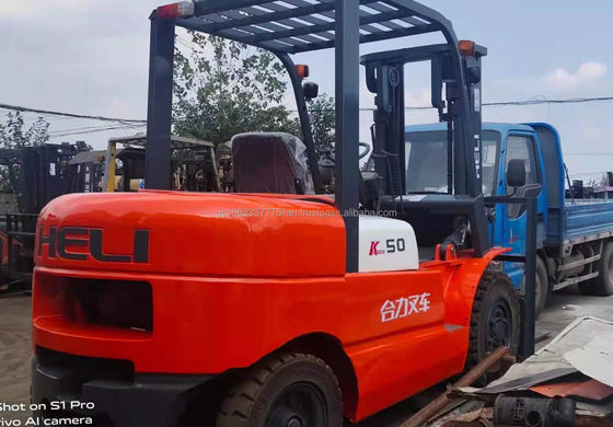 Grande carrello elevatore diesel Heli K50 con larghezza di forchetta 3m e lunghezza di forchetta 2m in spedizione gratuita
