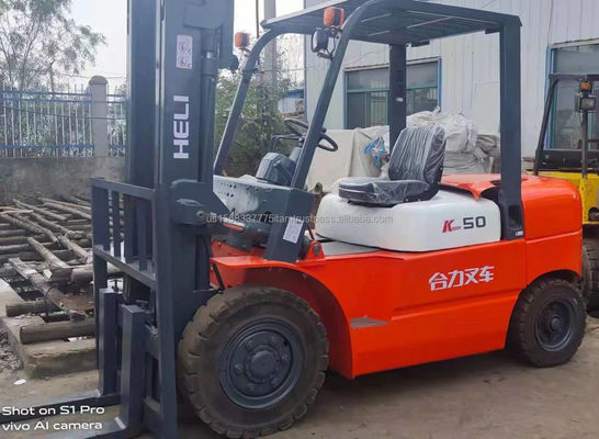 Grande carrello elevatore diesel Heli K50 con larghezza di forchetta 3m e lunghezza di forchetta 2m in spedizione gratuita