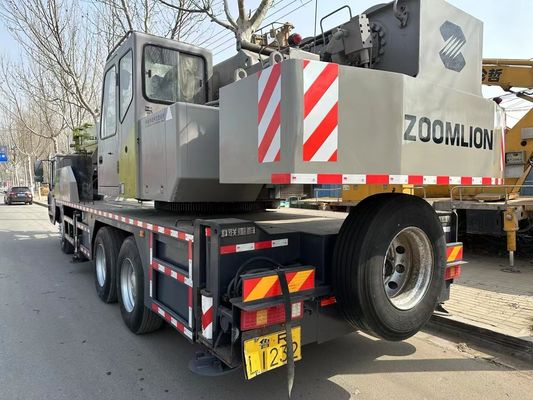 Grandi gru Zoomlion usate da 25 tonnellate con 1000-1500 ore di lavoro e altre pompe idrauliche