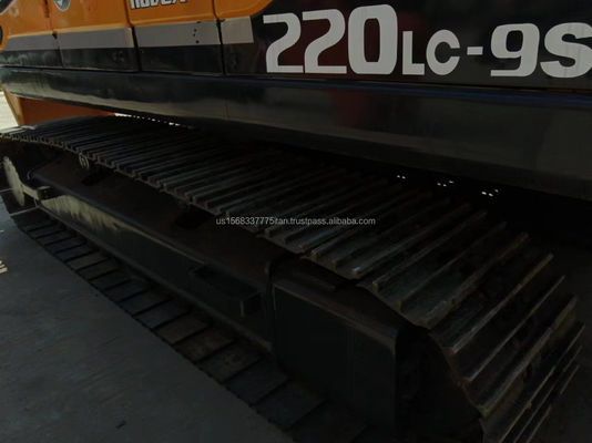 Escavatore Hyundai 220 di seconda mano proveniente dalla Corea Anno 2016 Peso della macchina 21900 KG