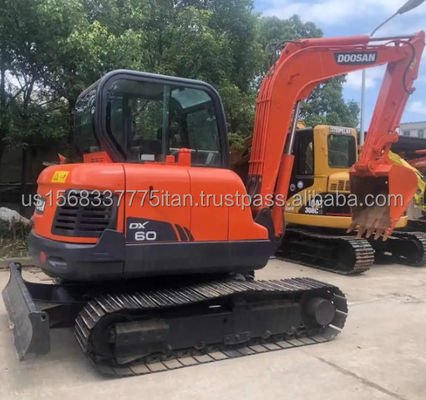 Escavatori Doosan 6TON Dx60 Escavatori per cantieri originali meno ore di lavoro