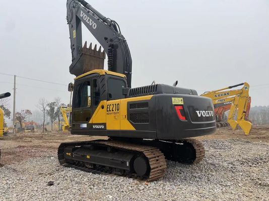 VOLVO EC210 Escavatore usato con ottima efficienza e condizioni migliori