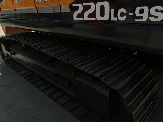 Hyundai 220LC-9S escavatore 22 tonnellate Peso operativo Ottima condizione Valvola originale