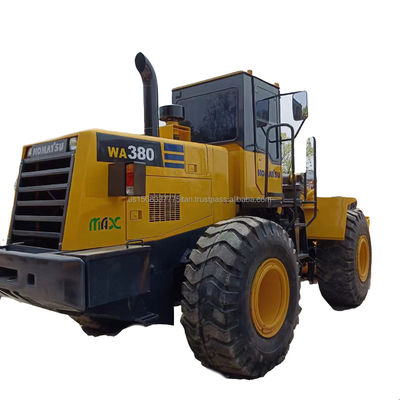 Utilizzato Komatsu WA 380 caricatore Perfetto per fabbriche di materiali da costruzione Macchine da costruzione