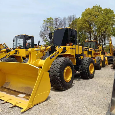 Utilizzato Komatsu WA 380 caricatore Perfetto per fabbriche di materiali da costruzione Macchine da costruzione