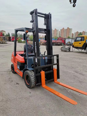Toyota 9F30 di seconda mano Una soluzione affidabile e durevole per la movimentazione dei materiali