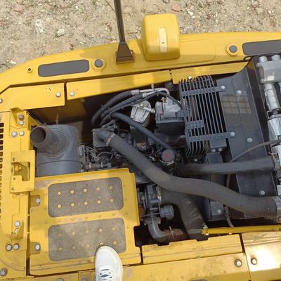 Escavatori Komatsu PC120 usati con valvola idraulica originale e peso di 13 tonnellate
