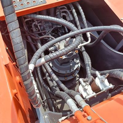 Escavatore usato Hitachi ZX350 con pompa idraulica originale nel 2016 a prezzi accessibili
