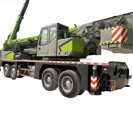 4.5m Max. Altezza di sollevamento 70000 kg Peso utilizzato Zoomlion 70 tonnellate gru per la costruzione
