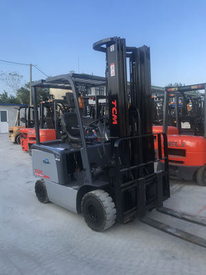TCM 20 carrello elevatore usato e in ottime condizioni, alimentato a gasolio/elettrico/propano