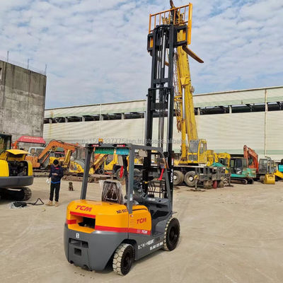 Giappone Fabbricazione di carrelli elevatori TCM da 3 tonnellate Valvola idraulica originale Peso di esercizio 2,5 tonnellate