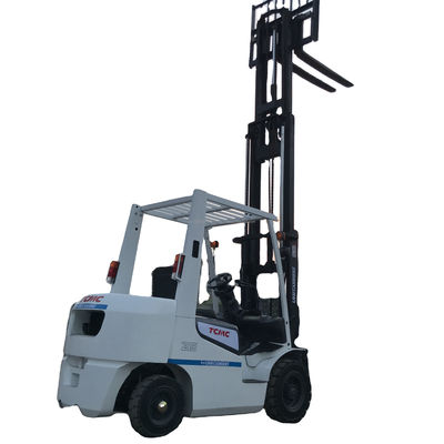 Giappone TCM Forklift Manufacture 2,5 tonnellate di carrelli elevatori usati con valvola idraulica originale