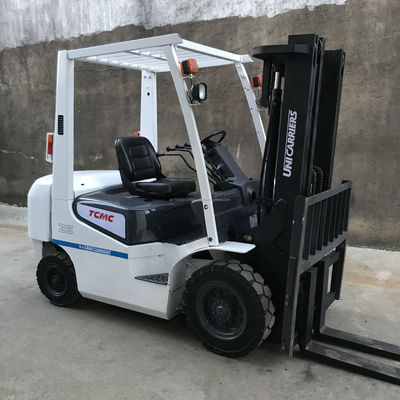 Giappone TCM Forklift Manufacture 2,5 tonnellate di carrelli elevatori usati con valvola idraulica originale
