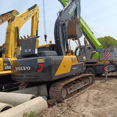 Escavatori VOLVO EC210 usati con valvola idraulica originale e 0-2000 ore di lavoro