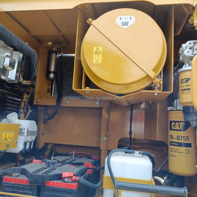 Escavatori usati Caterpillar CAT 349 con una capacità di 1,8 m3 e scarse ore di lavoro