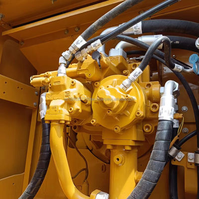 Escavatori usati Caterpillar CAT 349 con una capacità di 1,8 m3 e scarse ore di lavoro