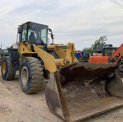 Komatsu WA 380 caricatore usato con ottime prestazioni in 146 negozi di materiali da costruzione