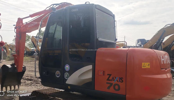 Escavatori Hitachi ZX70 utilizzati per la macchina Peso 7000 KG Peso operativo 10 tonnellate