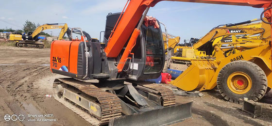 Mini escavatore da 7 tonnellate Hitachi ZX70 con e ipercinesi assemblato da Hitachi in Giappone