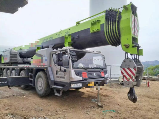 Una gru Zoomlion da 200 tonnellate con prestazioni eccellenti e carico massimo di sollevamento 4.5
