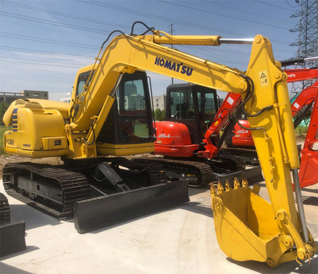 6 tonnellate Komatsu PC60 Escavatore usato con valvola idraulica originale e scarse ore di lavoro