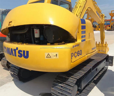 6 tonnellate Komatsu PC60 Escavatore usato con valvola idraulica originale e scarse ore di lavoro