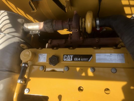 Escavatore usato CAT320 320D2 con capacità di 1 M3 e 0-2000 ore di lavoro